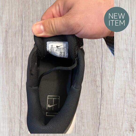 NikeCourt Air Zoom Vapor Pro – Men’s 12 – Black/White – DR6191-001 Tennis Shoes - Picture 5 of 6